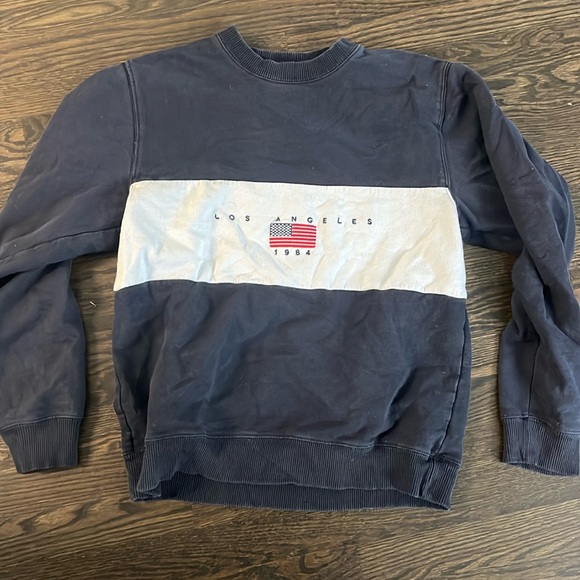 John Gault teen sweatshirt no size but looks like a medium - Picture 1 of 3